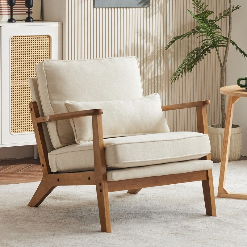 Fauteuil d'appoint en tissu mélangé de lin avec pieds en bois et un coussin beige.