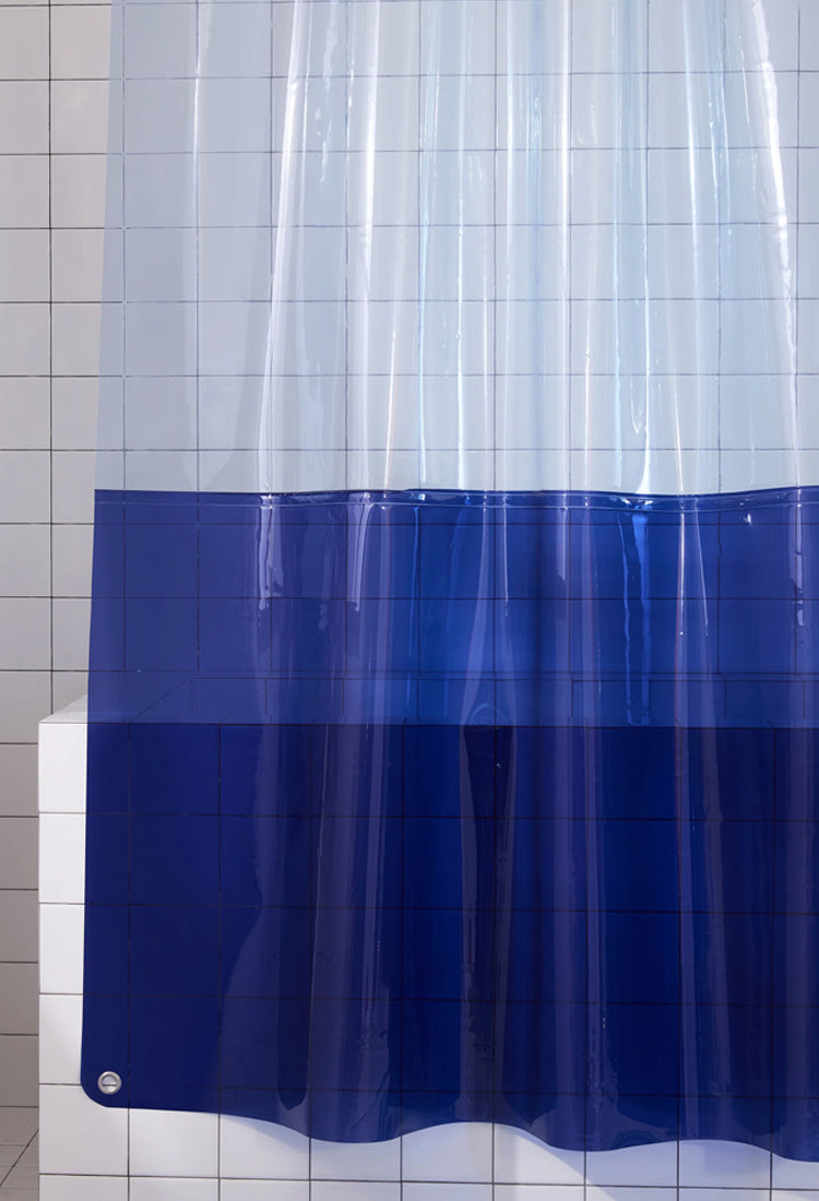 Douche de soleil tranquille Orient, mer profonde