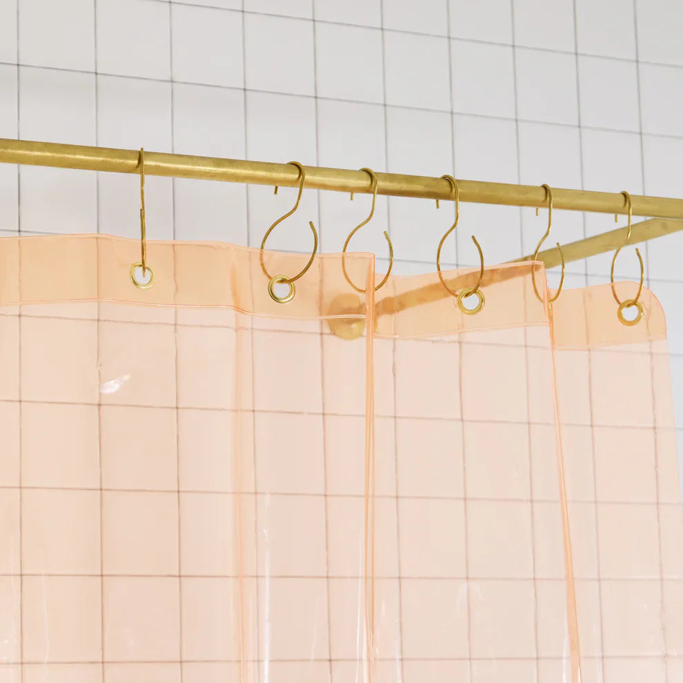 Ville tranquille, averse de soleil, nuage 