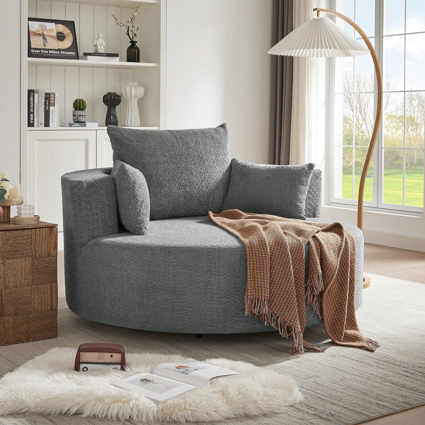 Fauteuil de salon en forme de tonneau avec accoudoirs en chenille, chaise de salon ronde avec base pivotante à 360 degrés et 3 coussins amovibles.