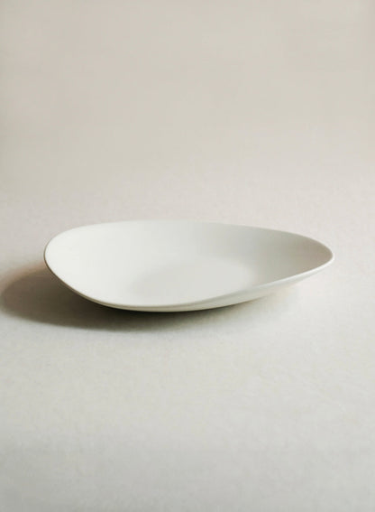 Assiette à galets moyenne NR Ceramics, pierre blanche