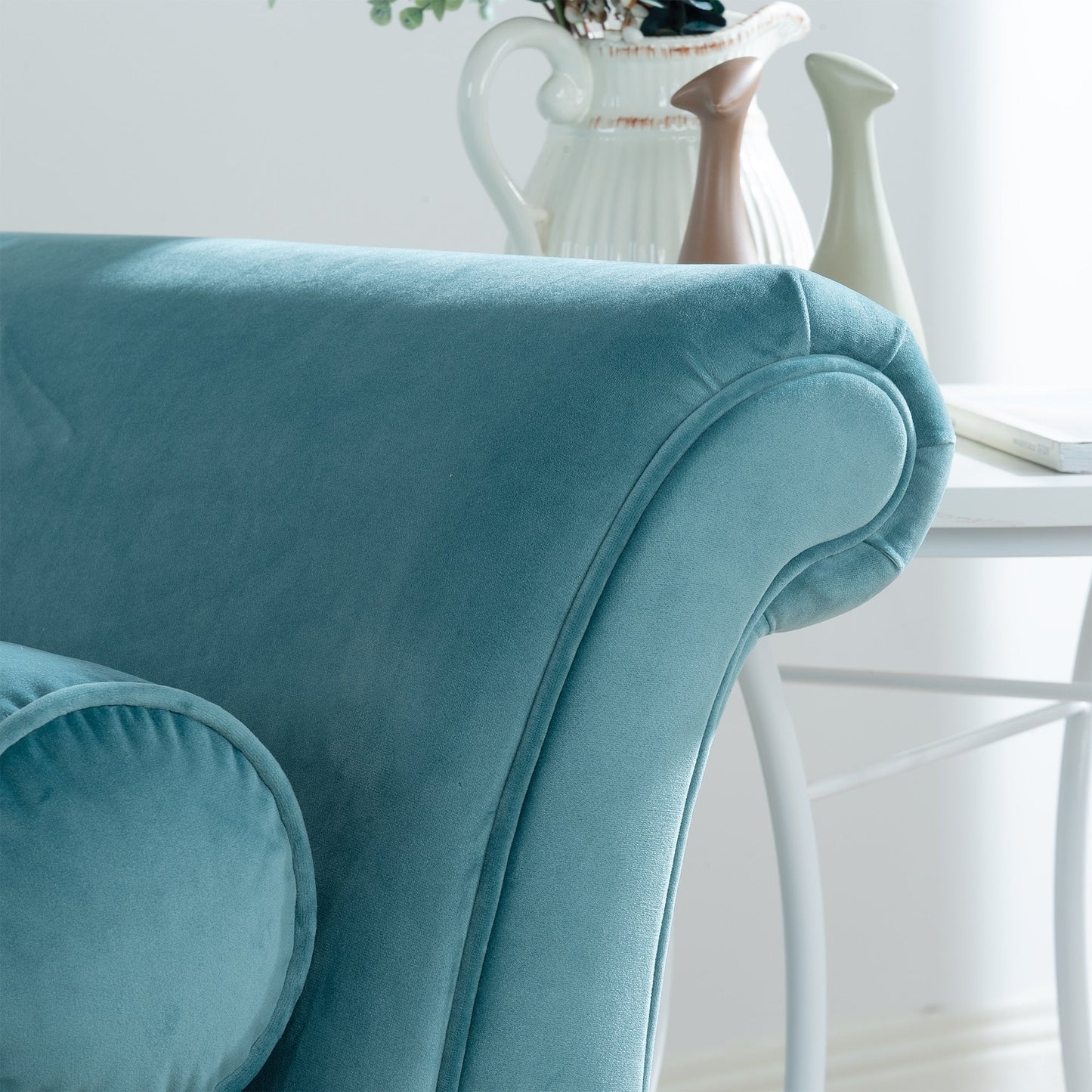 Chaise longue vintage avec accoudoirs enroulés de Christopher Knight Home